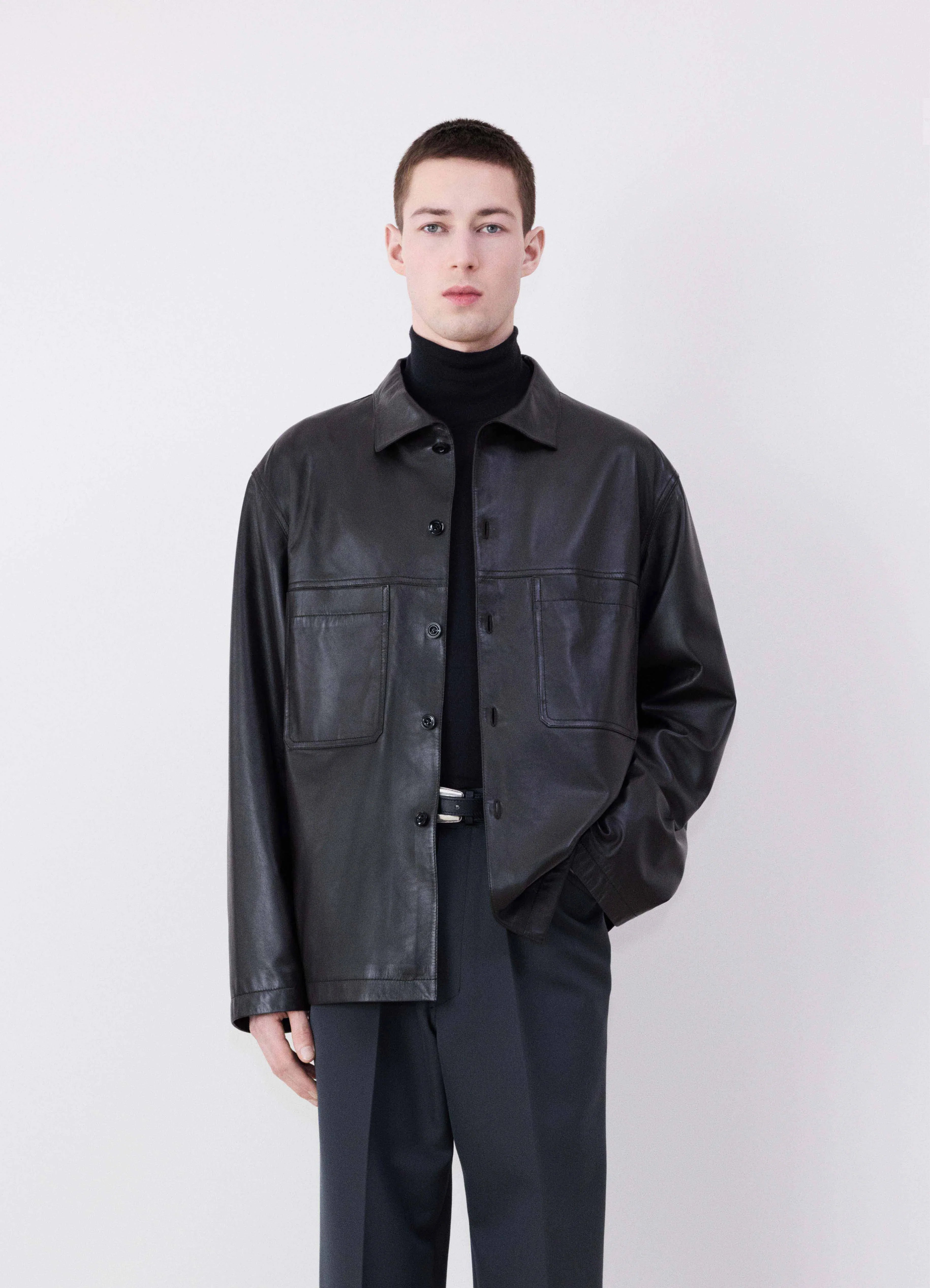 Men's Wingtip-Collar Shirts for a Classic TouchLEATHER STAND COLLAR SHIRT